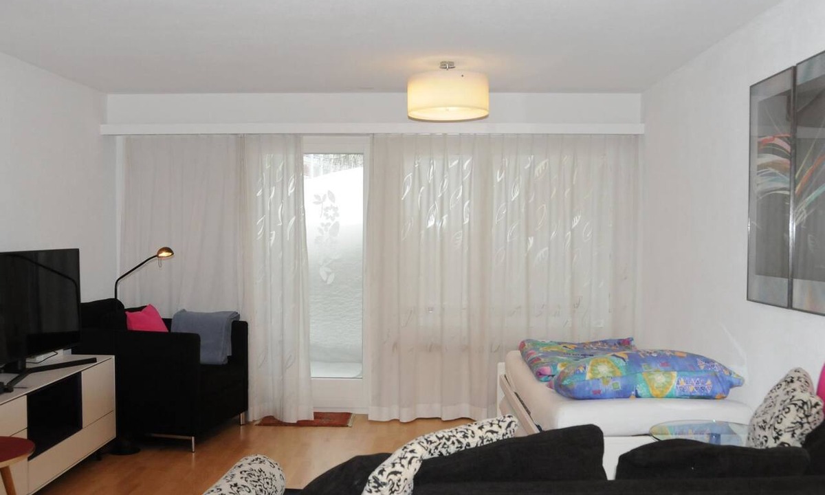 Davos-Dorf Apartment | Grifla 1-1 Appartement/Fewo, Dusche oder Bad, WC 2½-Zimmerwohnung by Interhome