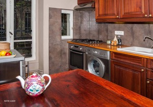 Charming Maître Albert 2BR/2BA near Seine, St. Germain and Notre-Dame in Paris