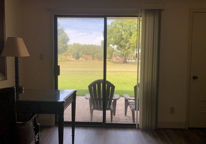 Charming Saddlebrook Stay . Private room with bath. in Zephyrhills