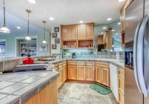 Classy Sisters Townhome in Sisters