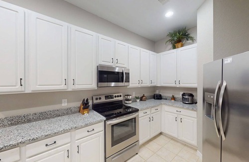 Bahama Bay Condo | 1st floor condo w/gym, tennis court, sauna, patio, restaurant, near theme parks