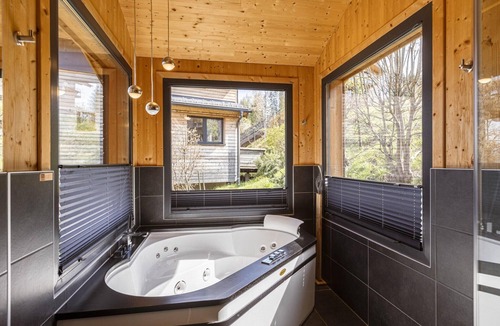 Pichl-Preunegg Ski Chalet | Appealing chalet with sauna