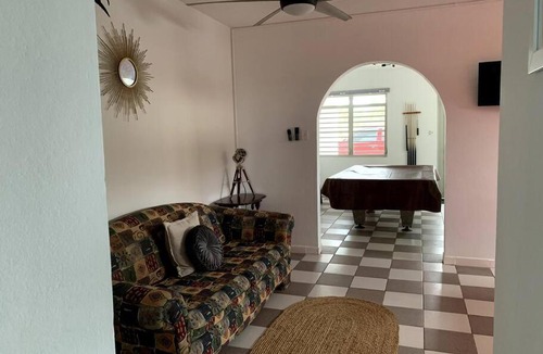 Puntas Apartment | Casa Ramé- Retro-Chic Apt with Pool Table and Panoramic View