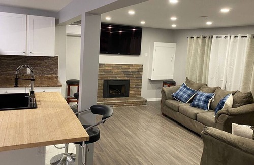 Lower Sackville Apartment | Cheerful 3BR Home with Free Parking