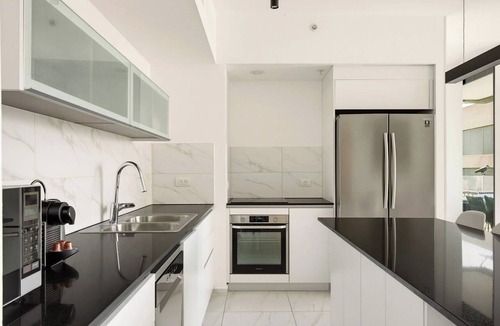 Kerem HaTeimanim Apartment | Sea&City at Geula with MAMAD by HolyGuest