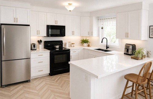 Pointe au Baril House | Spacious 6-bedroom waterfront retreat