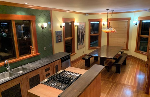 Revelstoke Hotel | The best downtown location in Revelstoke