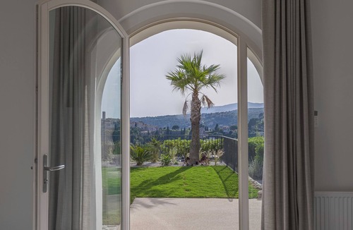 Saint-Paul-de-Vence Villa | VILLA GALET VUE 360 MER MONTAGNE ET CITADELLE SAINT PAUL DE VENCE