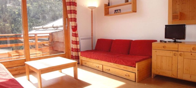 150m from ski slopes, 4th floor, balcony, fireplace or stove, 60m², Méribel-Mottaret in Méribel - Les Allues