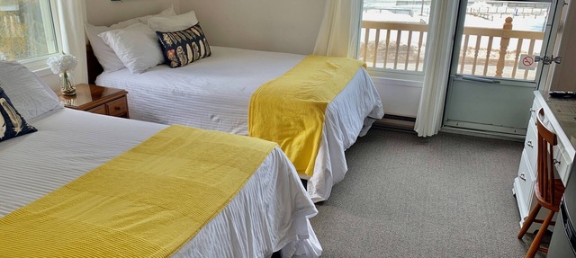 201 - Executive Rm Lake View- Balcony 2 DBL in Port Elgin