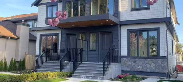 3 bed 3 ensuites, free parking, minutes to downtown, UBC, Granville island. in Vancouver