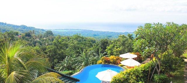 3-bedroom private pool villa at lovina in Bali