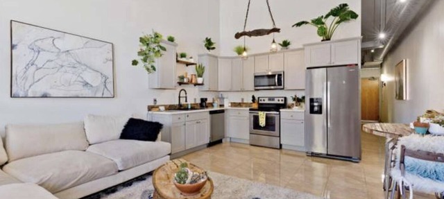 5 Star Boho-Chic apt with parking Gaslamp downtown San Diego. GLAMOROUS! 5207418 in San Diego