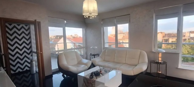 Ahinora Luxury 2-Bedroom Apartment in enchanting Plovdiv – Close to Center, AC in Plovdiv