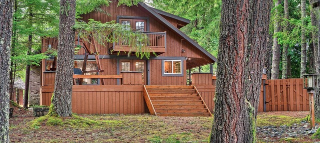Alpen Bliss Chalet in Enumclaw