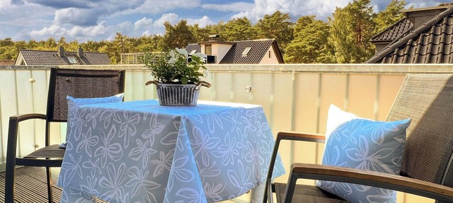 Apartment with balcony just a few steps to the beach in Dierhagen