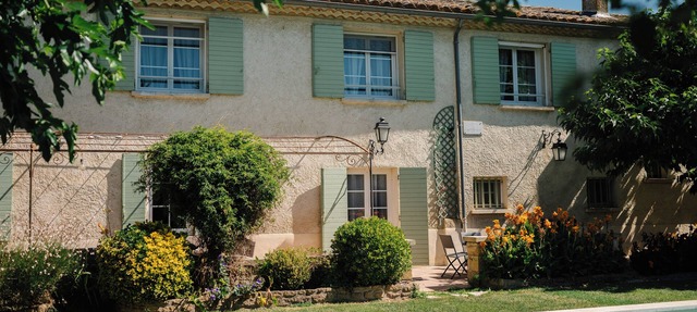 Bâtisse Provencale Familiale in Sorgues