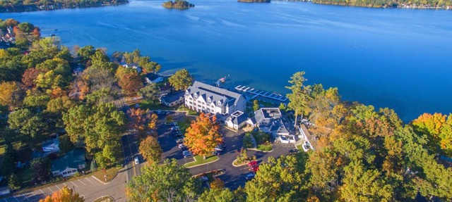 Bay Pointe Inn in Orangeville