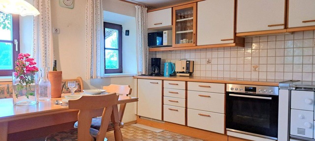 Beautiful private villa for 6 people with WIFI and panoramic view in Wienern
