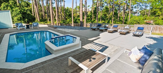 🏆 BEST VALUES 30A Private beach & Private Heated Pool, fenced yd, bikes, pets in Santa Rosa Beach