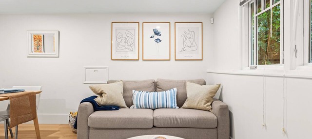 Bright & comfortable 2-bedroom guest suite with AC in the heart of Kitsilano in Vancouver