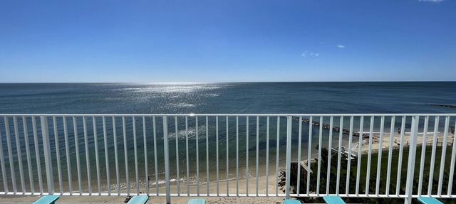 Cape Cod Oceanfront New Penthouse w Ocean View & Private Beach, OceanBeachVista! in Dennis Port
