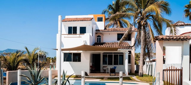 Casa GARAL: Playa Blanca in Zihuataejo