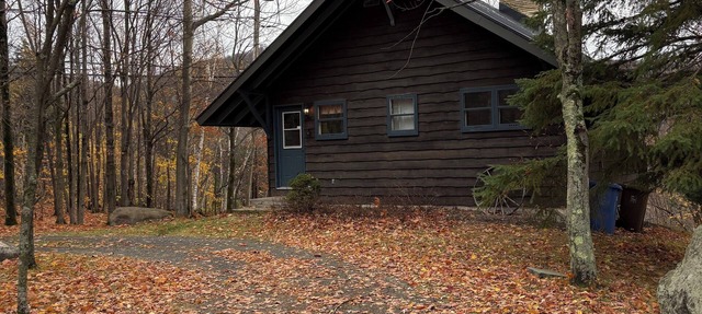 Chalet Bromont ski in/ski out in Bromont