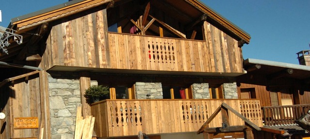 Chalet in the center of Montchavin-La Plagne facing south facing slopes and mountains in La Plagne Tarentaise