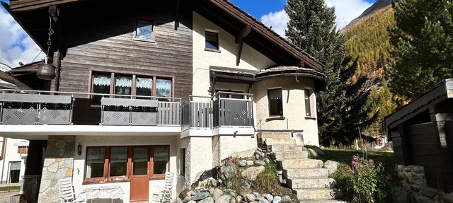 Chalet in Saas Fee near Ski Slopes in Saas Grund