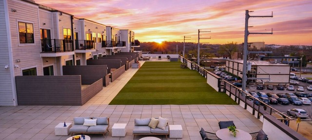Chic Studio + Shared Terrace | Heart of Hillsboro Village | The Belcourt in Nashville