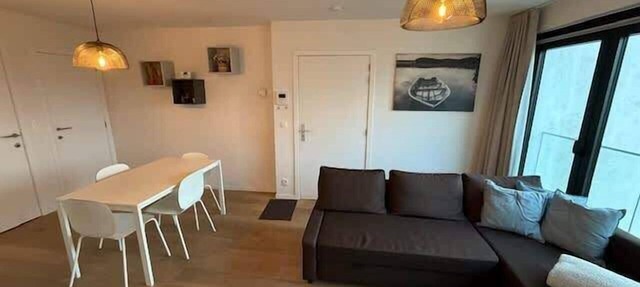 City view stay w/private entrance & elevator in Gent