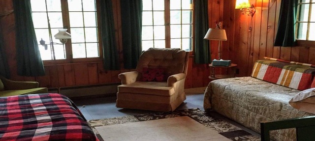 Classic Rustic 1940’s Adirondack Cottage(s) on Long Lake - Sleeps 3, 5 or 8 in Long Lake