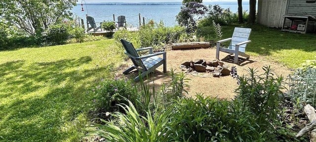 Cozy and quiet retreat in the Annapolis Valley - direct access to beach & water in Canning