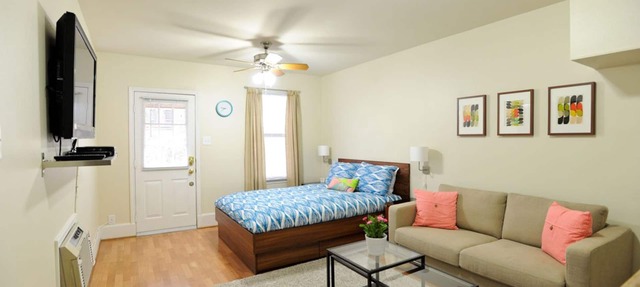 Cozy Hyde Park Guest House in Historic Central Austin Neighborhood in Austin