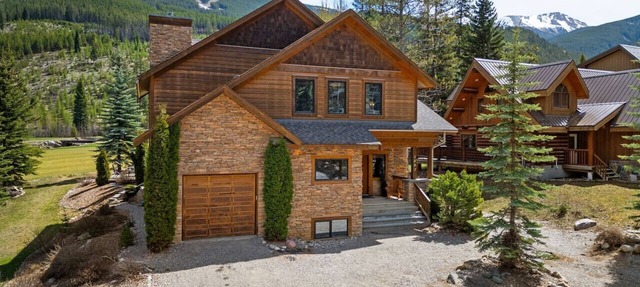 Creekside Lodge | Hot Tub | Ski-Out | Pool Table in Panorama