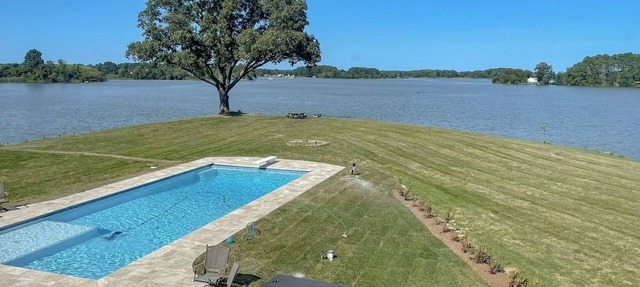 Dock, Pier & Chesapeake Bay Access! Family Getaway in Ridge