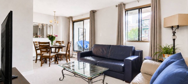 Downtown Condo Near Stampede and BMO with Parking in Calgary