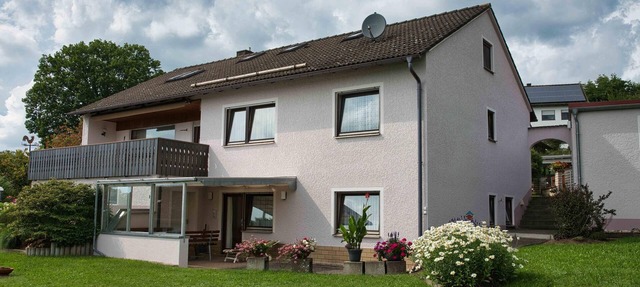 Ebenerdige 55qm-große Ferienwohnung mit großer Terrasse in Haundorf