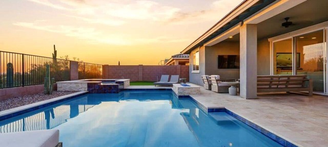 Exceptional Desert Escape w/Pool and Spa in Marana