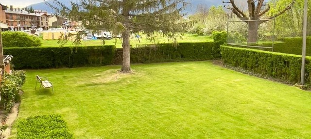 Exclusiu apartament al centre, piscina, 3 hab, 2,5 banys, 6pax by Cal Querol in Llivia