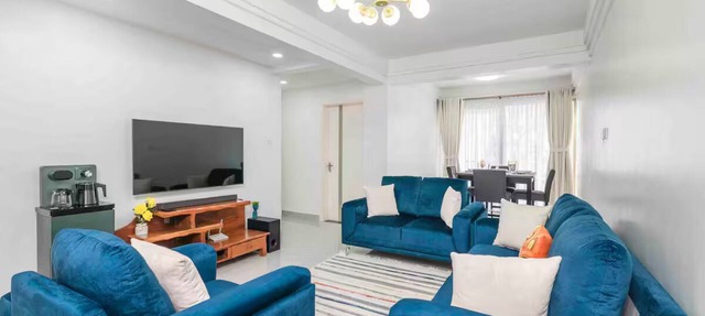 Executive 2BR Stunning Views ,Golf Simulator & Gym in Nairobi