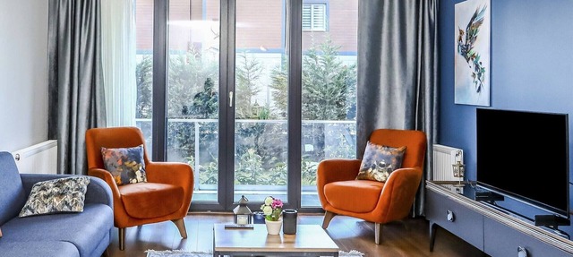 Flat with Balcony Close to SAW Airport and Viaport in Istanbul