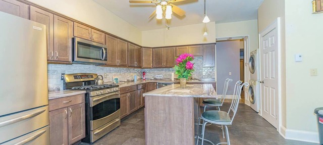 Fresh & Modernized 2BR Fl 1 Apt @ Downtown Albany in Albany