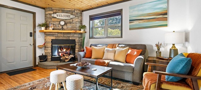 Gooseberry Trailside Suites | Knife River Suite in Two Harbors