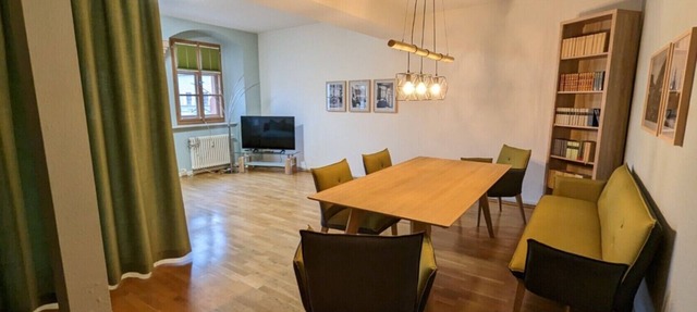 Holiday Apartment "Am Markt" with Wi-Fi in Weimar