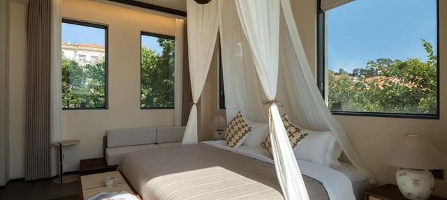 Island Diary Hillside Private Hot Spring Manor in Shenzhen