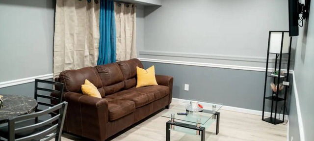 JC Entire Apartment remodeled, close to Airport and Ferry in Coram