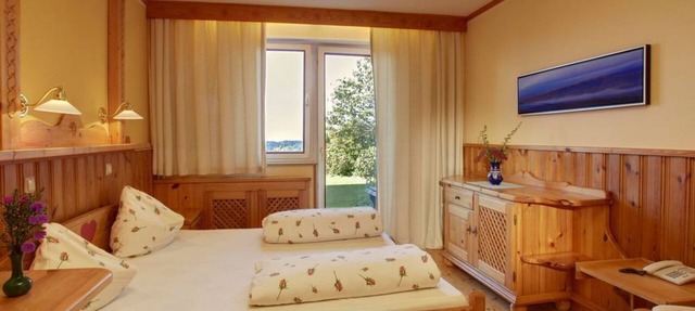 Komfortzimmer Panoramablick - Biolandhaus Arche in Eberstein