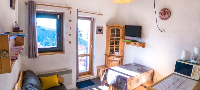 La Rosière - Apartment 6 people with balcony and garage near the slopes in Montvalezan